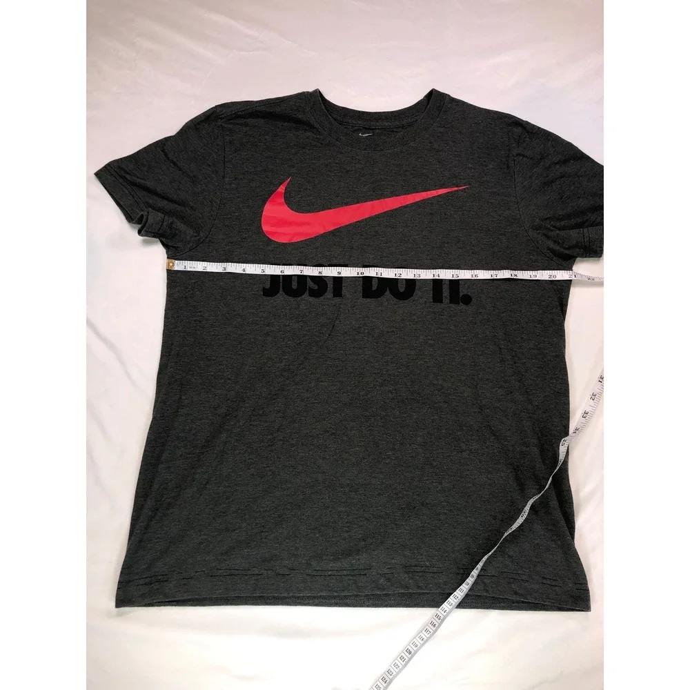 Nike Just Do It Graphic T-Shirt Mens Medium Grey Red Swoosh Athletic Tee 00677